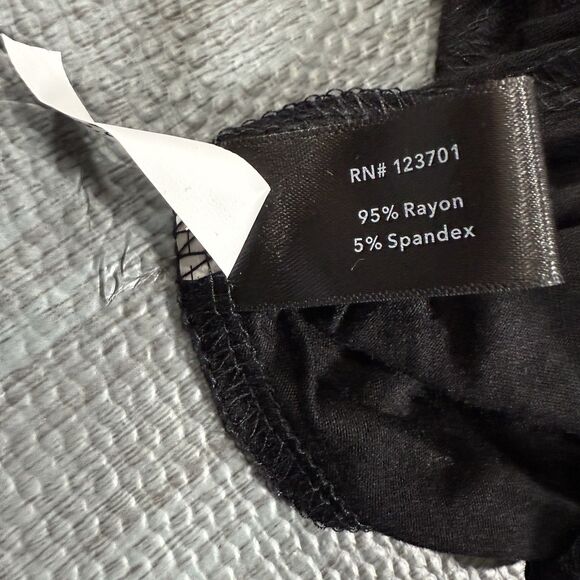 Boston Proper Black Lace Embroidered Camisole Double Straight Cross Strap Size M - Picture 6 of 6